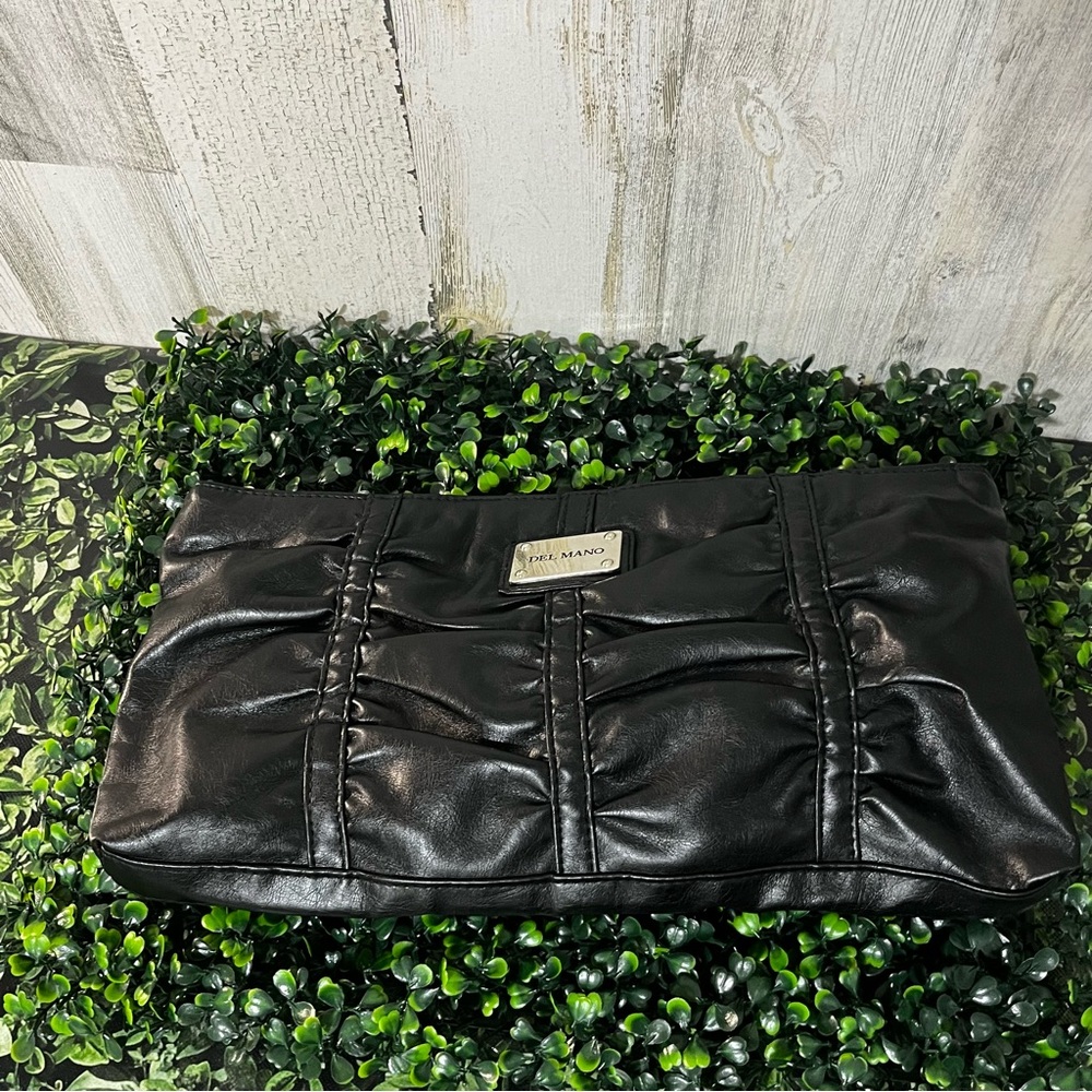 Del Mano Vintage Black Clutch